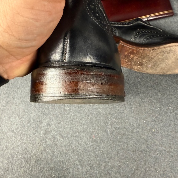 Allen Edmonds McTavish Wingtips | Black | 11.5D - Picture 6 of 9